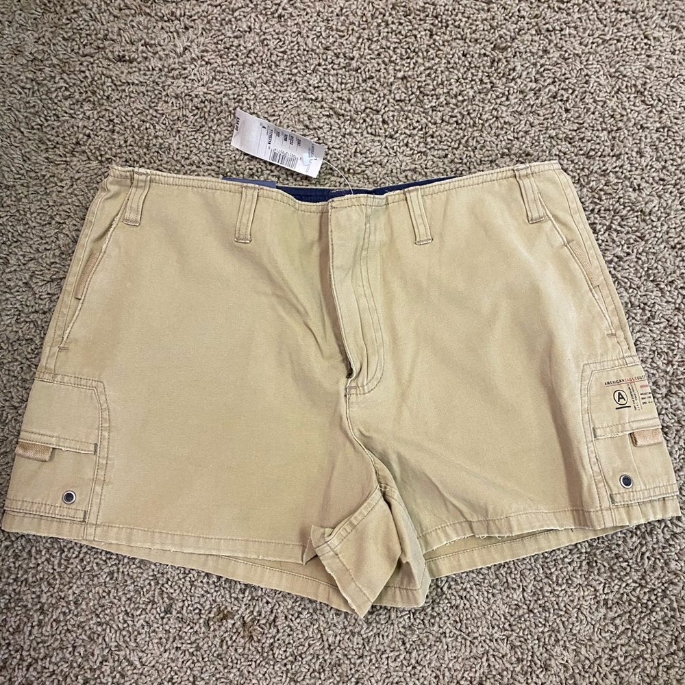 American Eagle Outfitters Women’s Shorts Size 4 Climbing Short Khaki NWT